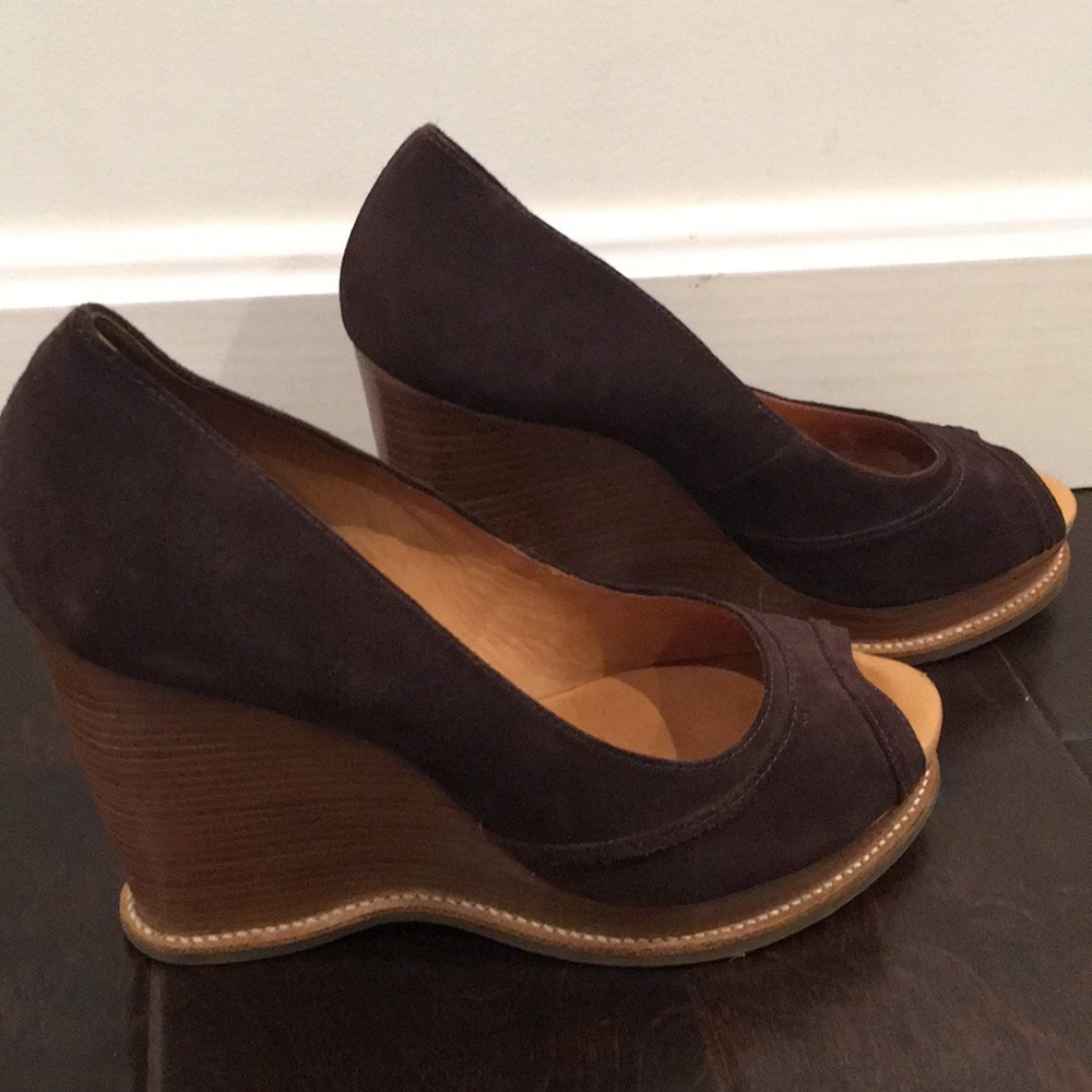 Women’s shoes